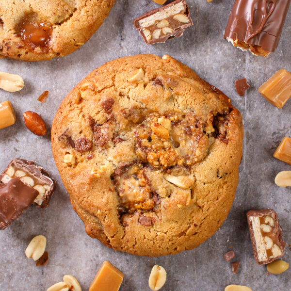 DAVID'S CHOCO CARAMEL COOKIE W/ SNICKERS